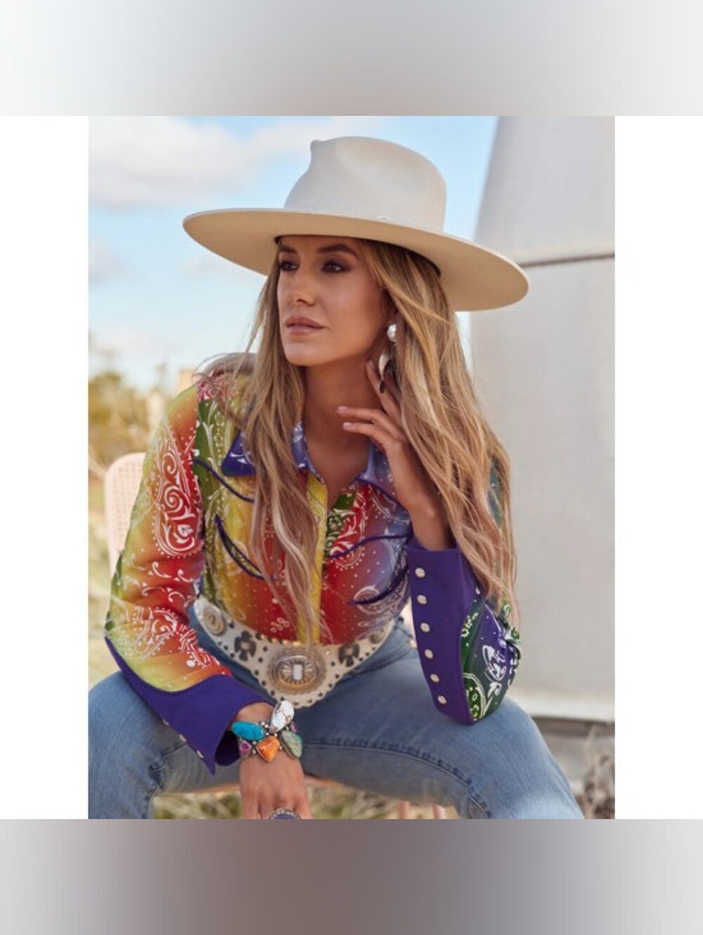 🌈 Wrangler x Lainey Wilson Rainbow Bandana Snap Shirt — Size XL - Picture 2 of 10